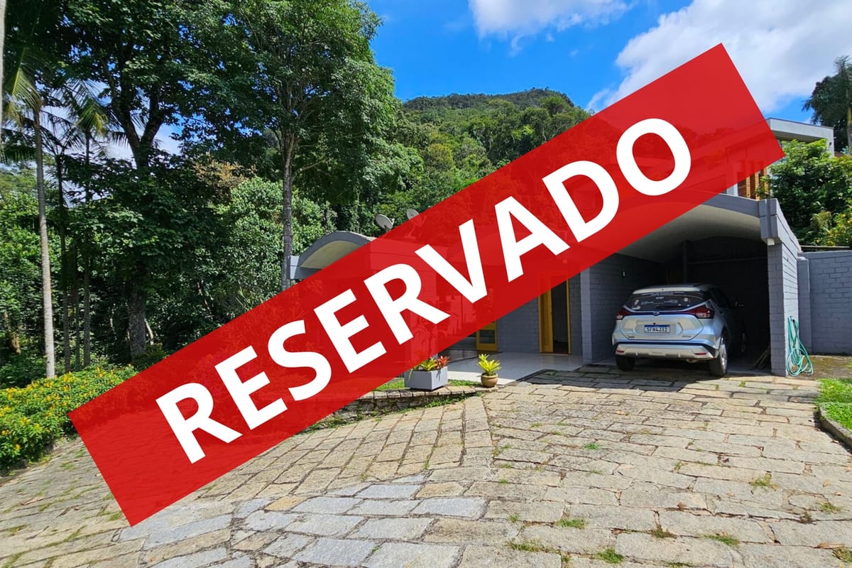 Casa 3 Quartos à Venda no Vale do Bonsucesso, Petrópolis