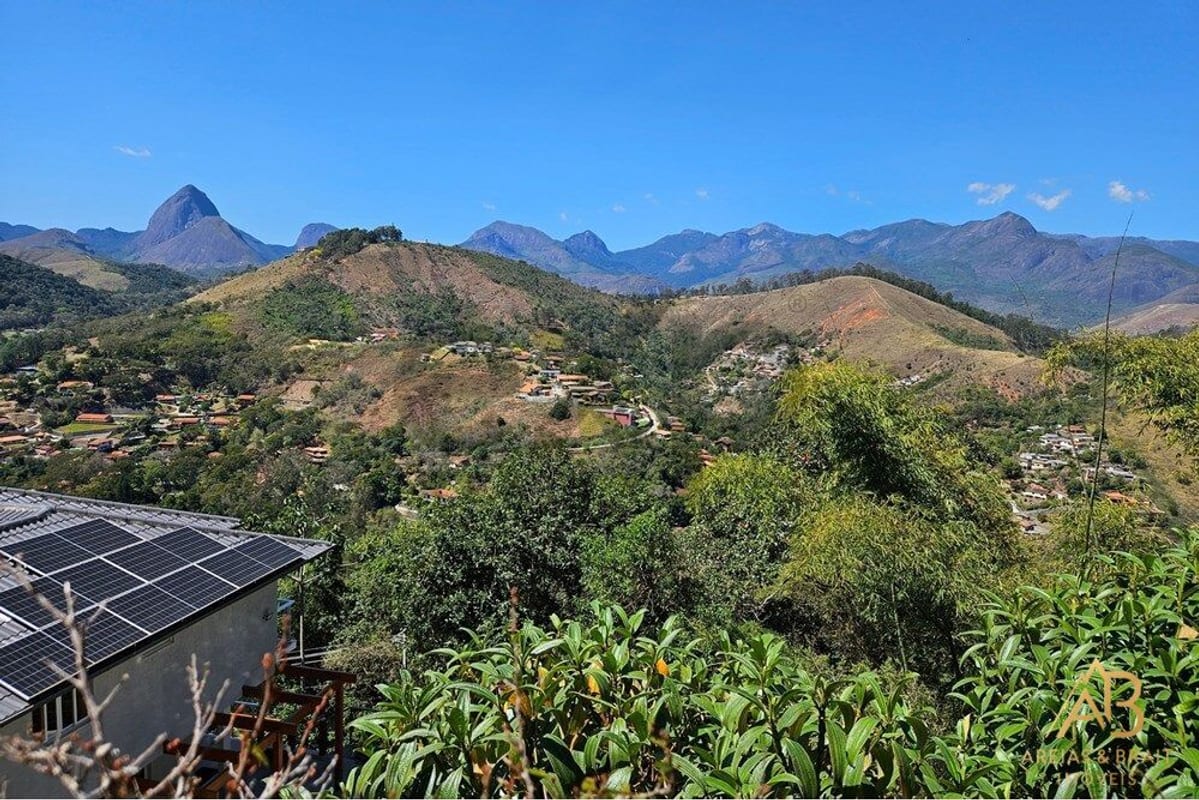 Lote 2.173 m² à Venda no Condomínio Mundéus, Itaipava
