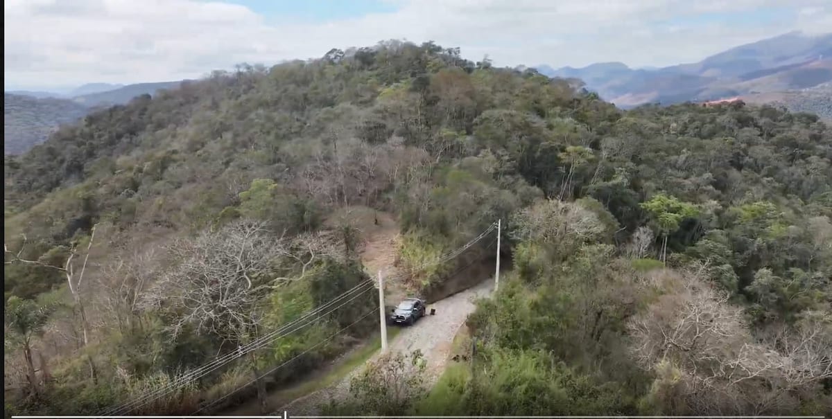Terreno 49.084 m² à Venda em Pedro do Rio, Petrópolis